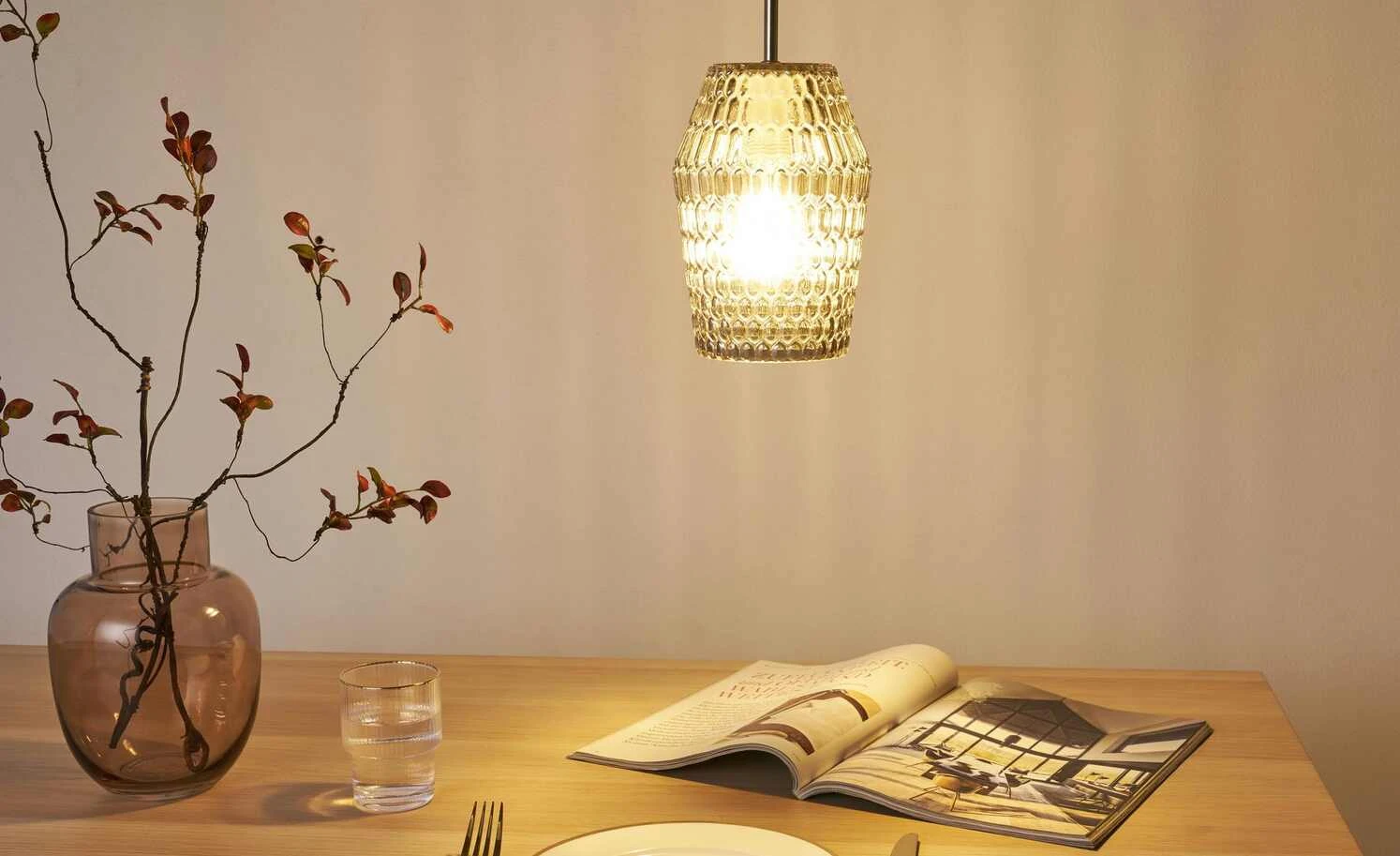 Pendelleuchte, 1-flammig, Rauchglas 1 Pendelleuchte, 1-flammig, Rauchglas