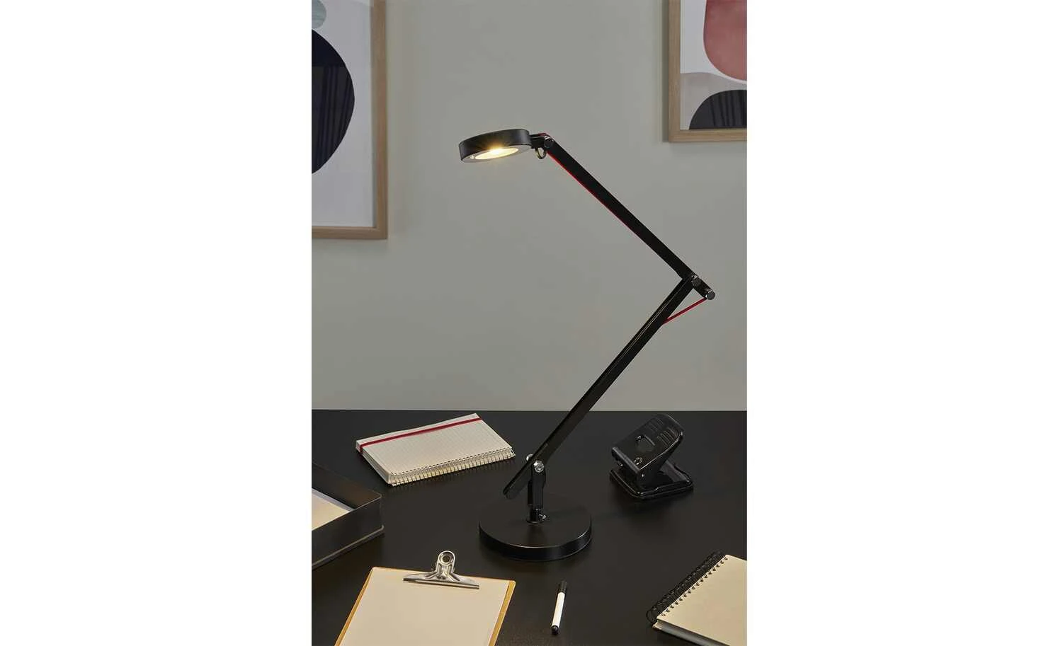 Trio LED-Schreibtischleuchte, schwarz 1 Trio LED-Schreibtischleuchte, schwarz