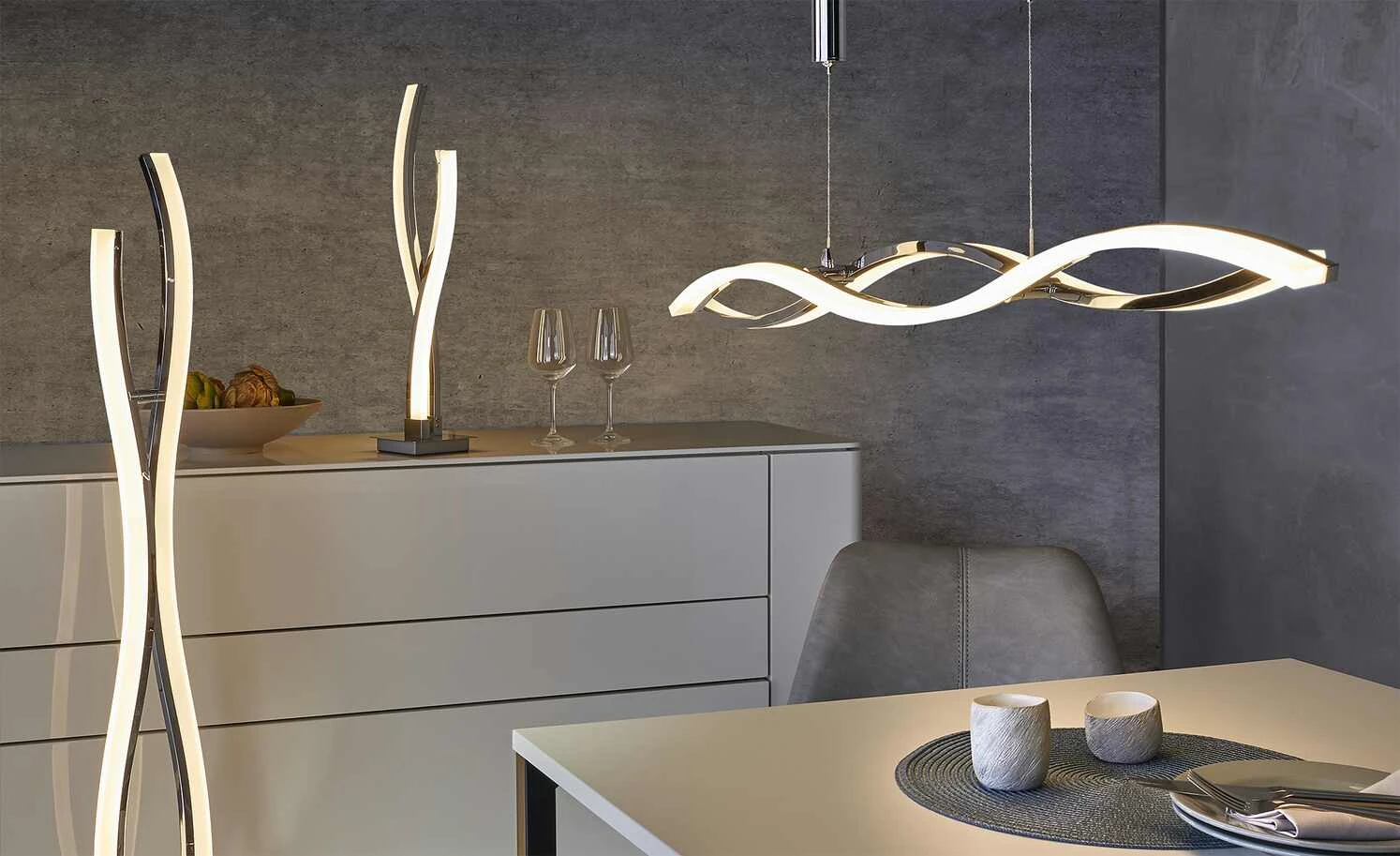 KHG LED-Pendelleuchte, chrom `Wavy´ 1 KHG LED-Pendelleuchte, chrom `Wavy´