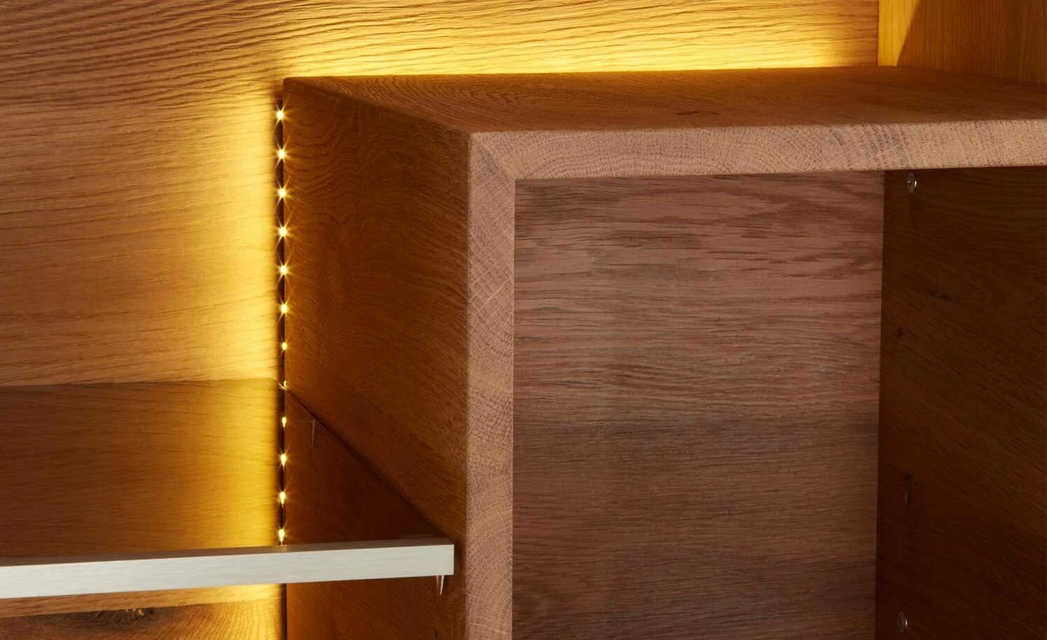 Wohnwert LED-Beleuchtung Novum | für Standelement Mattglas Weiß 1 Wohnwert LED-Beleuchtung Novum | für Standelement Mattglas Weiß