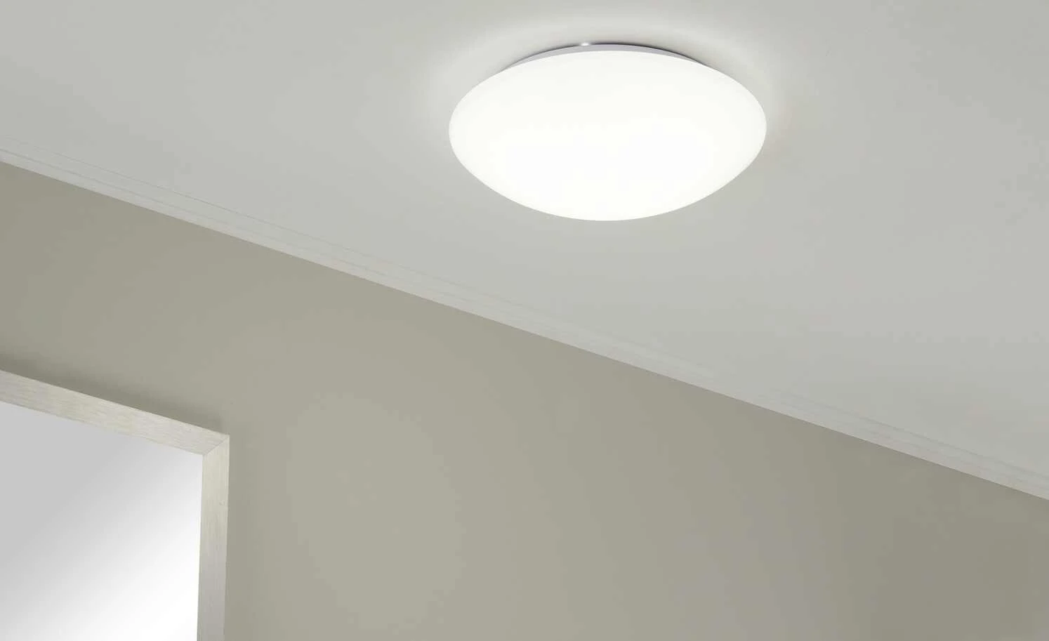 LED-Bad-Deckenleuchte, weiß, mit Sternendekor 1 LED-Bad-Deckenleuchte, weiß, mit Sternendekor