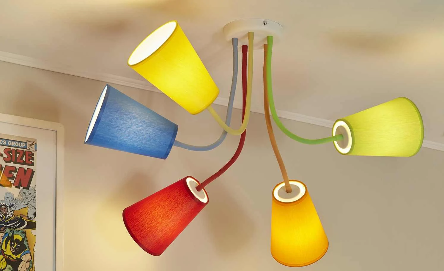 Deckenleuchte, 5-flammig, Schirme bunt 2 Deckenleuchte, 5-flammig, Schirme bunt – Bild 2