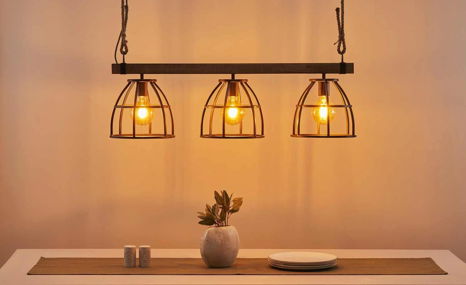 Pendelleuchte, 3-flammig, Metall / Holz schwarz 2 Pendelleuchte, 3-flammig, Metall / Holz schwarz – Bild 2