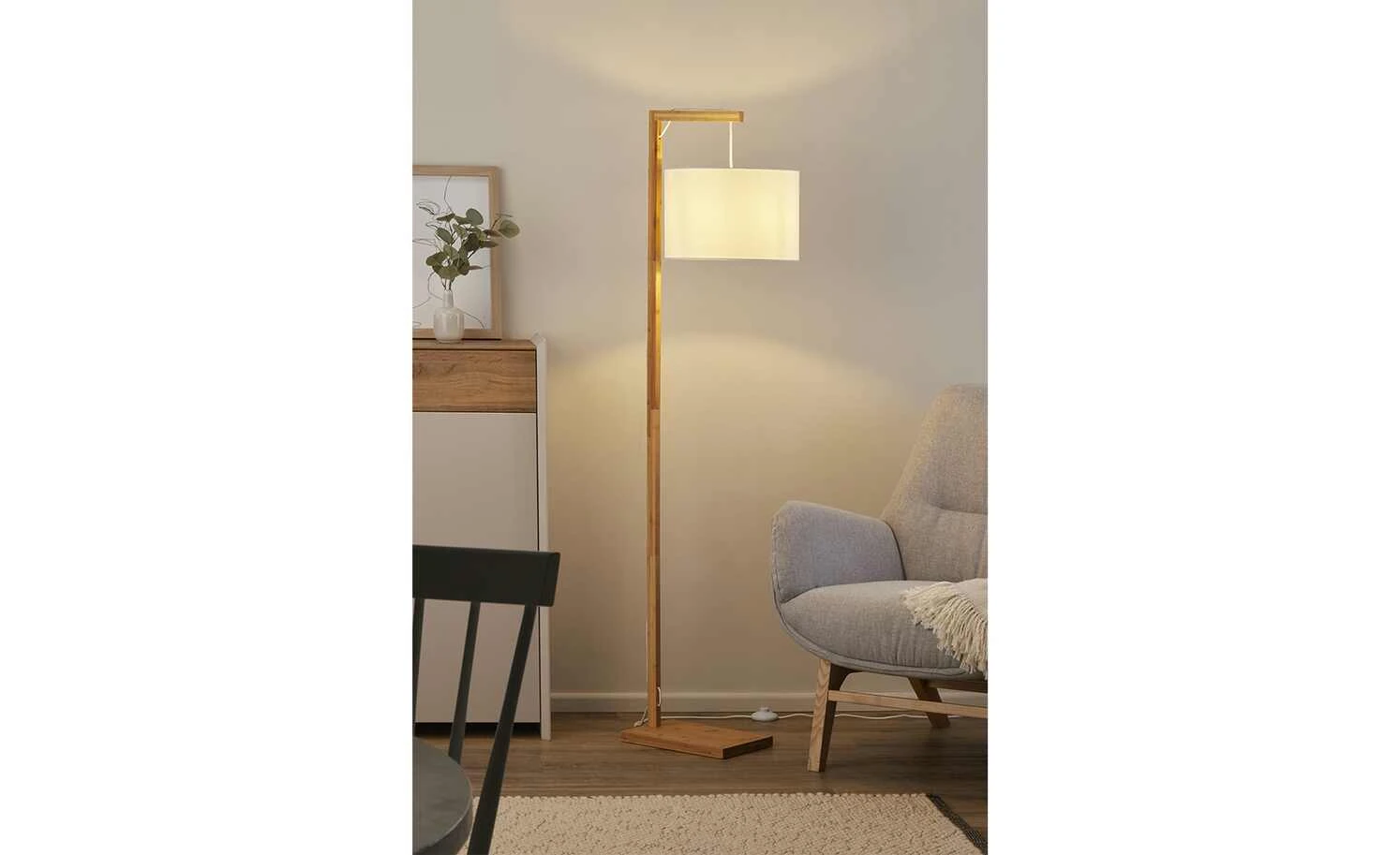 KHG Stehleuchte, 1-flammig, Bambus/ Stoff weiß 1 KHG Stehleuchte, 1-flammig, Bambus/ Stoff weiß