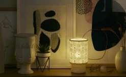 for friends Keramik-Tischleuchte, 1-flammig, weiß `Blumen´ | Blumen gestanzt