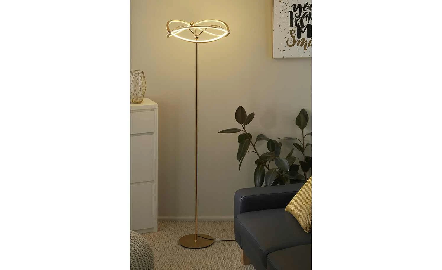 Trio LED-Stehleuchte, messing-matt, geschwungen | messingfarben 1 Trio LED-Stehleuchte, messing-matt, geschwungen | messingfarben