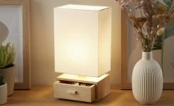 for friends Tischleuchte, 1-flammig, Holz/ Stoffschirm weiß