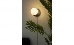 Trio Wandleuchte, 1-flammig, schwarz, Kugel weiß