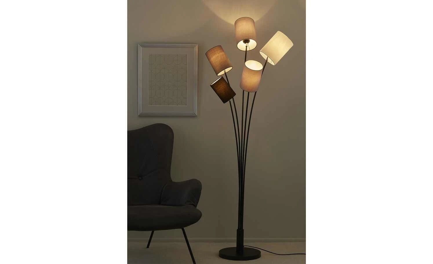 KHG Stehleuchte, 5-flammig, schwarz mit Stoffschirmen 1 KHG Stehleuchte, 5-flammig, schwarz mit Stoffschirmen