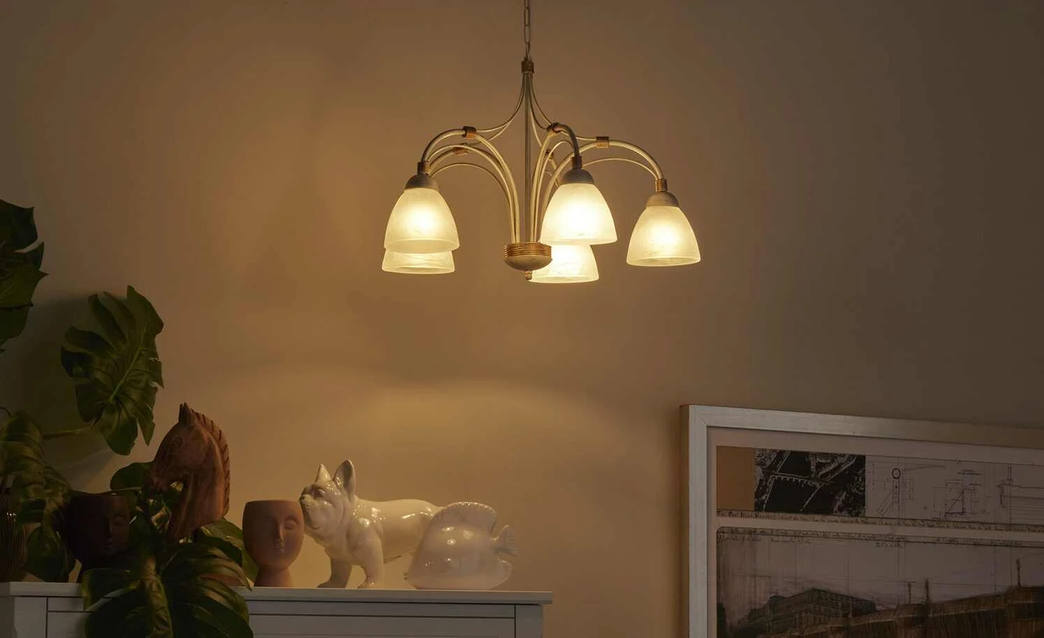 Pendelleuchte, 5-flammig, elfenbein/goldfarben 1 Pendelleuchte, 5-flammig, elfenbein/goldfarben