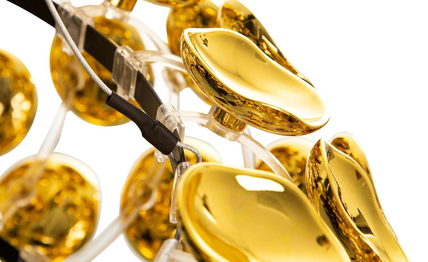 Pendelleuchte, 3-flammig, goldfarben/ schwarz 3 Pendelleuchte, 3-flammig, goldfarben/ schwarz – Bild 3