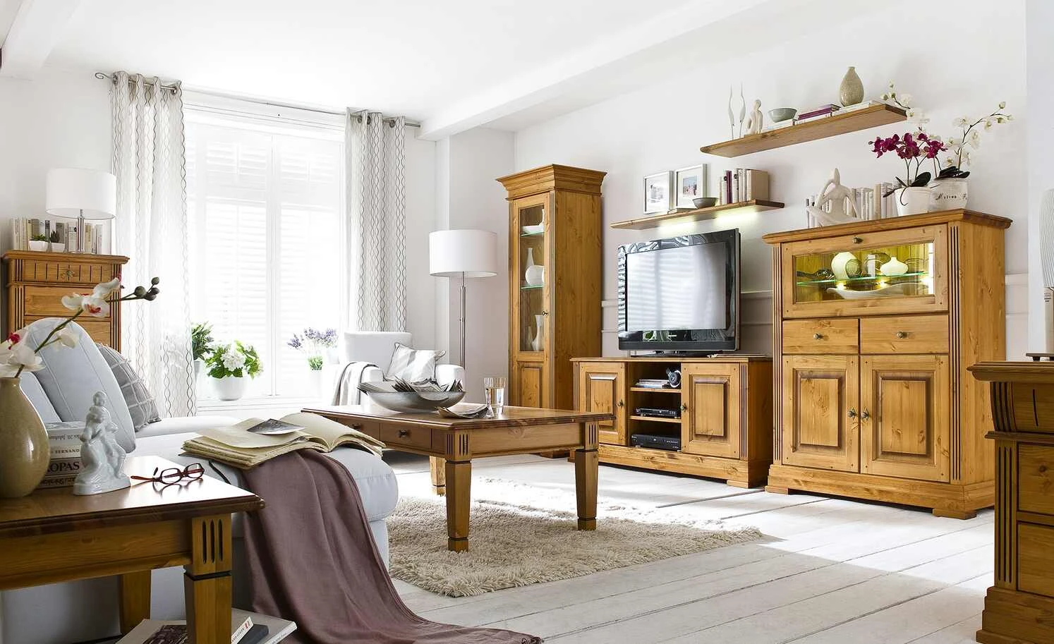 LED-Beleuchtung Stockholm | Beleuchtung für Vitrine rechts 1 LED-Beleuchtung Stockholm | Beleuchtung für Vitrine rechts