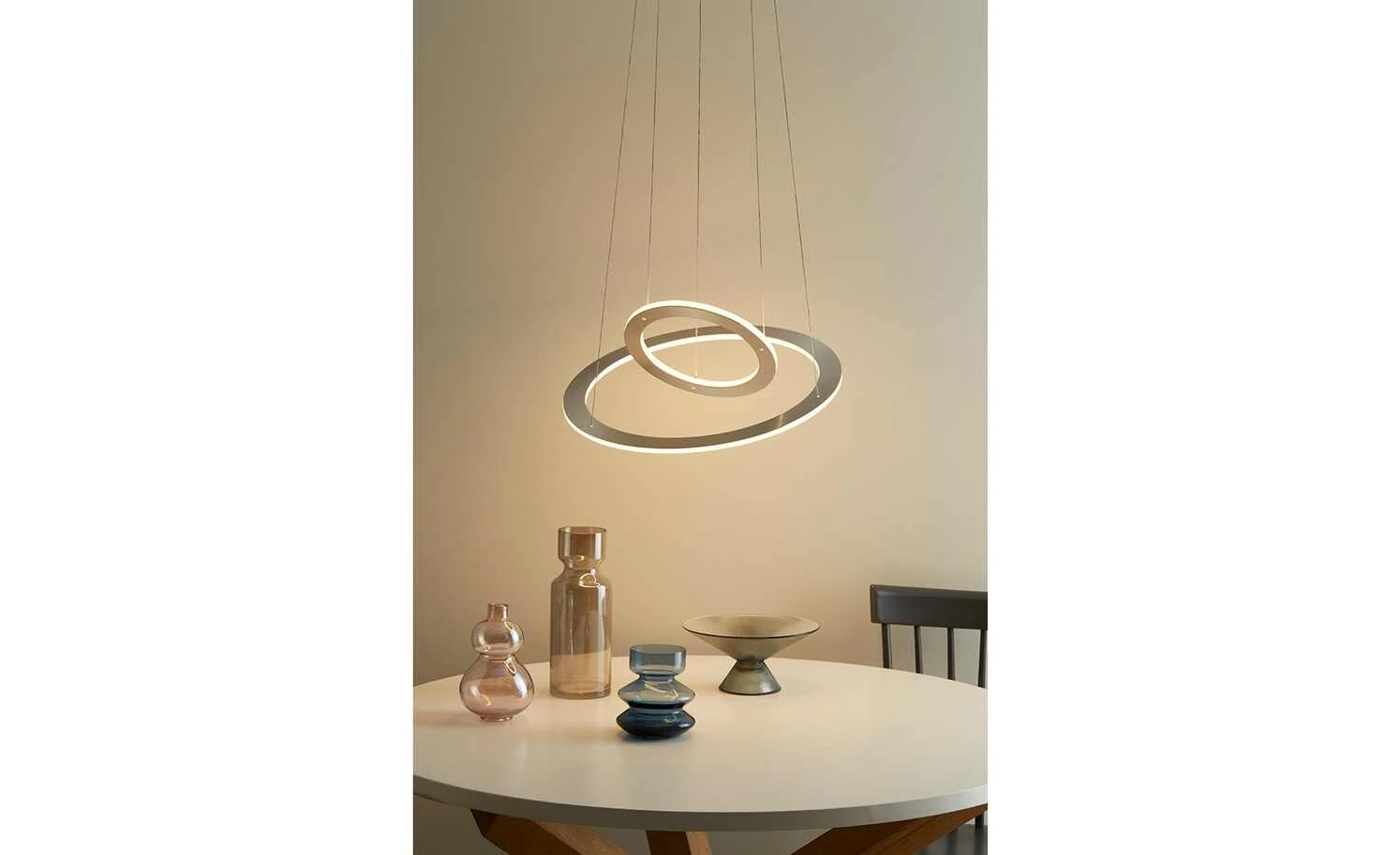 B-Leuchten LED-Pendelleuchte, Nickel matt/ chrom abgesetzt 1 B-Leuchten LED-Pendelleuchte, Nickel matt/ chrom abgesetzt